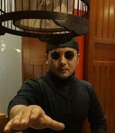 街头采访吃瓜事件视频,揭秘吃瓜群众背后的故事