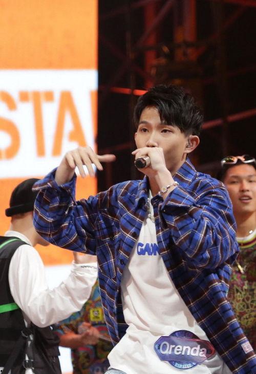 说唱听我的吃瓜群众视频,揭秘热门视频背后的热议焦点