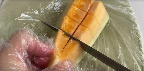 哈密瓜怎么吃才好看视频,视频教你打造视觉盛宴