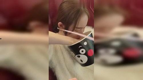 最萌的吃瓜少女视频,最萌吃瓜少女视频，带你领略青春活力