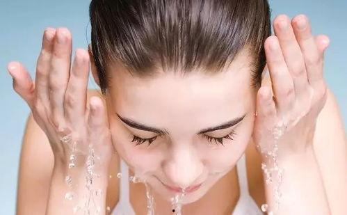 周四吃瓜护肤视频